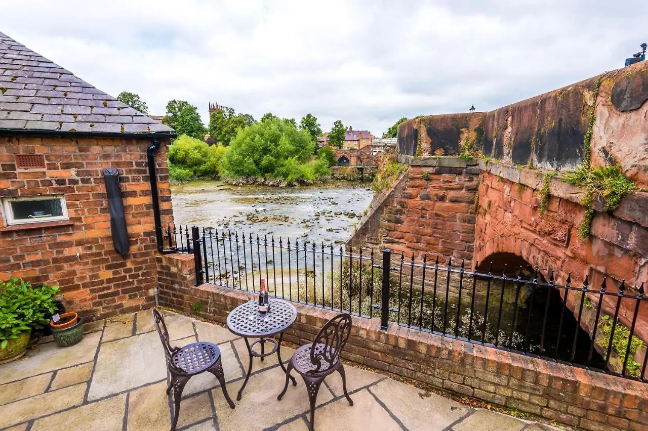 Holiday home Bridge Cottage
