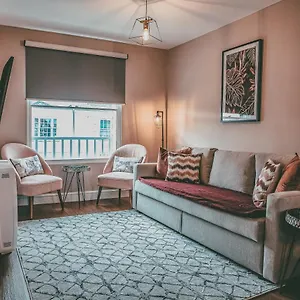  Apartment 63 Rows Penthouse Large City Centre A By Rework
